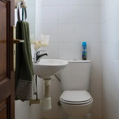 Cozy طوستا ديل سيلونثيو